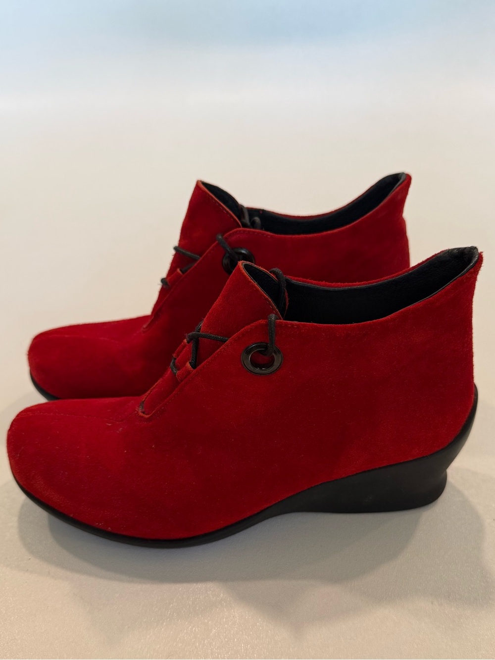 Wolky Red Suede Lace Up Ankle Boots EU 38 US 7.5 8